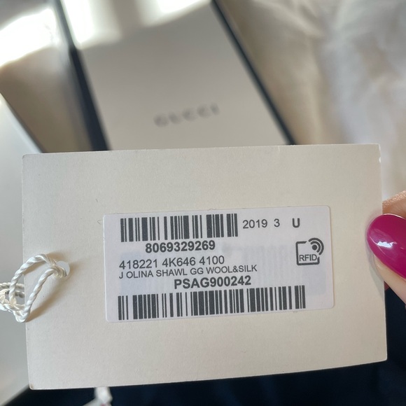 Auth Gucci Scarf - Picture 5 of 8